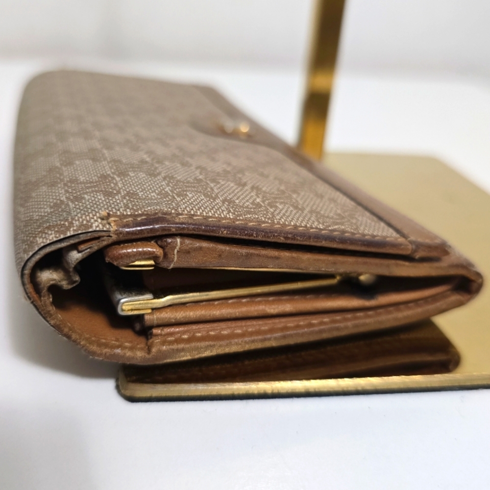 Celine Multicompartment Kisslock Long Wallet - Picture 3 of 5